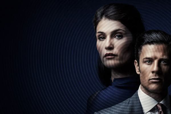 Caccia all'agente Freegard