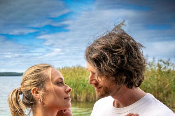 Inga Lindstrom - Hanna and The Good Life