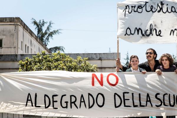La mafia uccide solo d'estate - La serie