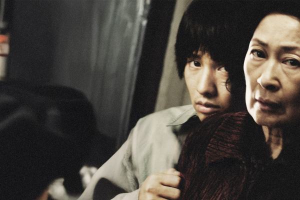 Madre (2009)