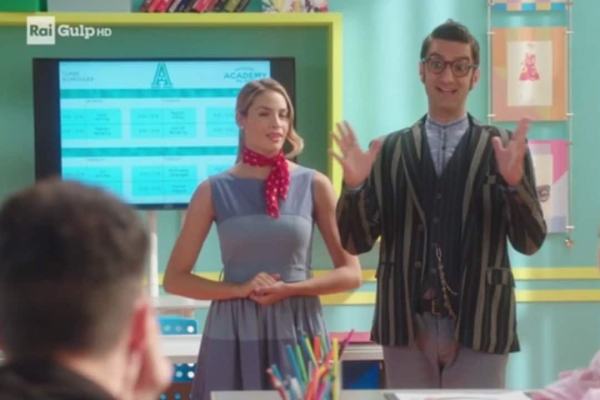 Maggie & Bianca Fashion Friends