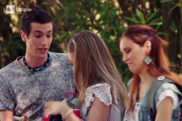 Maggie & Bianca Fashion Friends