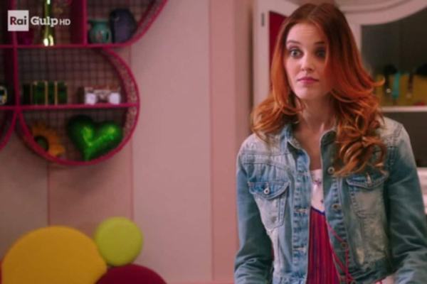 Maggie & Bianca Fashion Friends